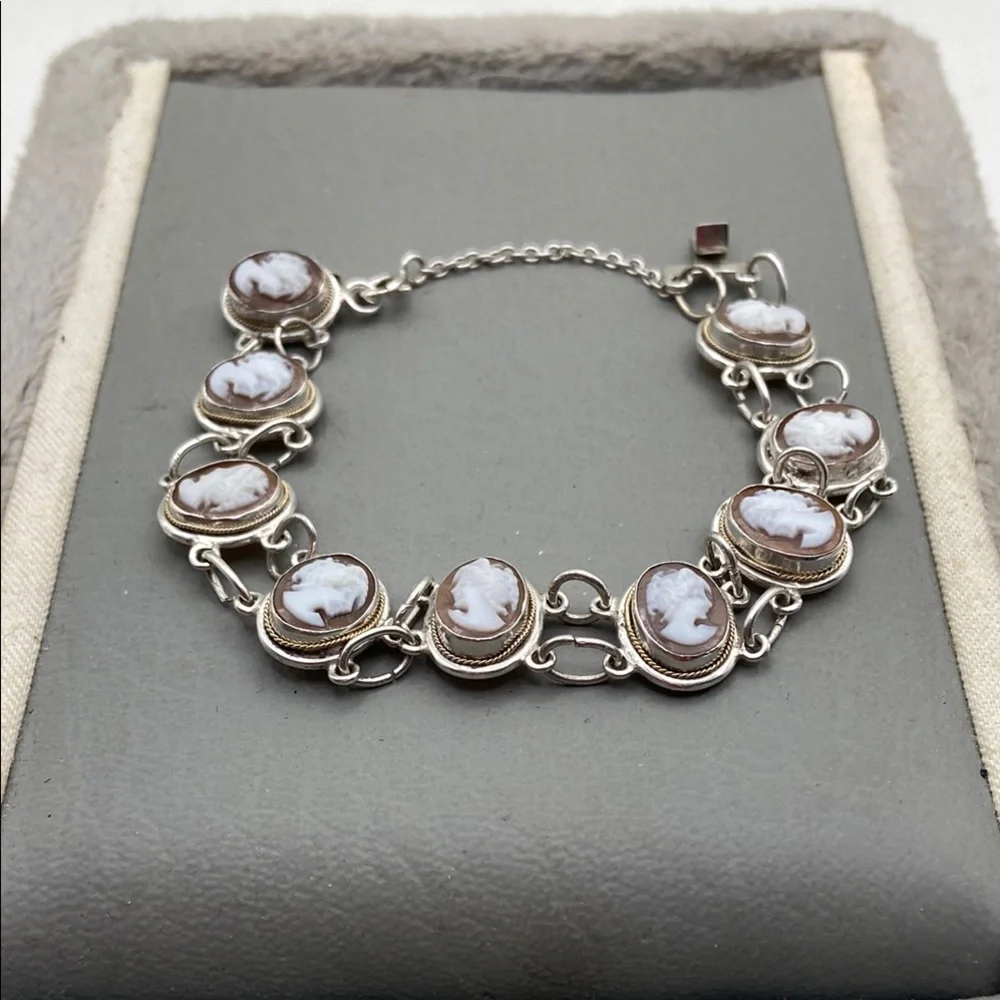 cameo station bracelet - Picture 1 of 4